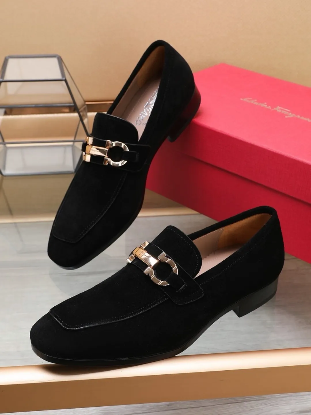 P620💰🔥《Ferragamo》👏Latest • High-end top brand luxury ~ purchasing agency, top quality ~. New fashionable business men's shoes🔜The uppers are made of original cashmere cowhide➕cowhide·lining, with fine workmanship. The original stylish and soft combination wear-resistant and non-slip outsole is light and comfortable on the feet. The real thing looks better in real life. Size: 38/45